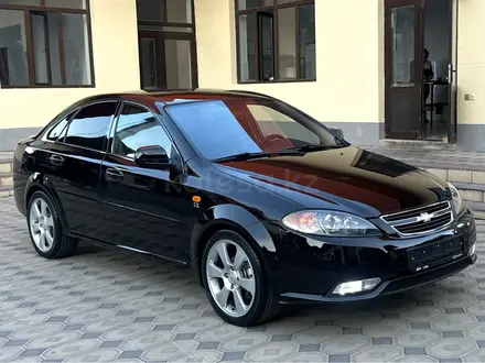 Daewoo Gentra 2014 года за 3 300 000 тг. в Шымкент – фото 2