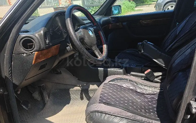 BMW 520 1990 года за 850 000 тг. в Актобе