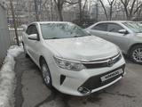 Toyota Camry 2017 годаүшін11 900 000 тг. в Алматы – фото 2