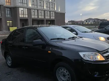 ВАЗ (Lada) Granta 2190 2013 года за 3 500 000 тг. в Астана – фото 2