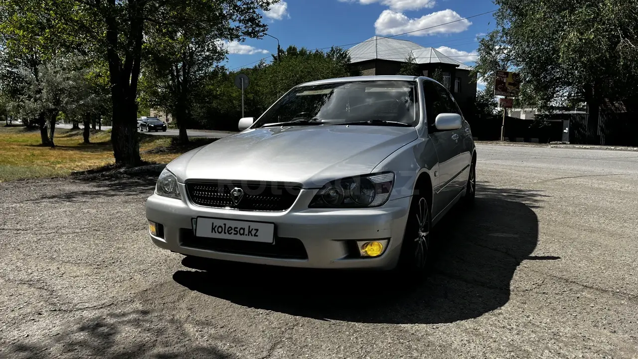 Toyota Altezza, 2004