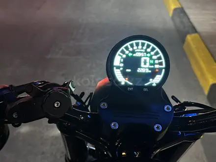  Sportster 883 2024 года за 3 800 000 тг. в Астана – фото 2