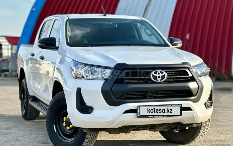 Toyota Hilux 2023 года за 22 000 000 тг. в Атырау