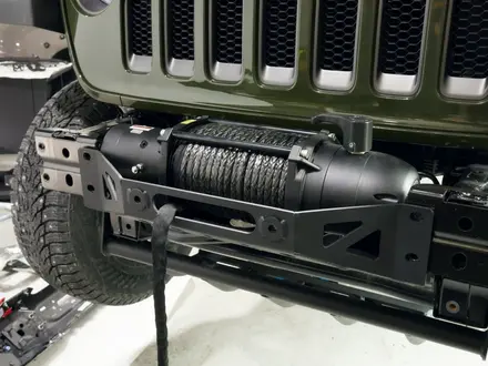 Площадка под лебёдку в штатный бампер Mopar для Jeep Wrangler JL Gladiator за 266 350 тг. в Алматы – фото 5