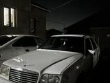 Mercedes-Benz E 320 1993 года за 1 800 000 тг. в Шымкент – фото 4