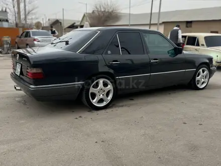 Mercedes-Benz E 280 1994 года за 4 700 000 тг. в Шымкент – фото 30