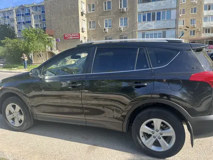 Toyota RAV4 2013 года за 11 000 000 тг. в Атырау – фото 4