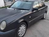 Mercedes-Benz E 240 1999 года за 3 300 000 тг. в Тараз – фото 3