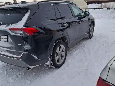 Toyota RAV4 2019 года за 12 000 000 тг. в Караганда – фото 4