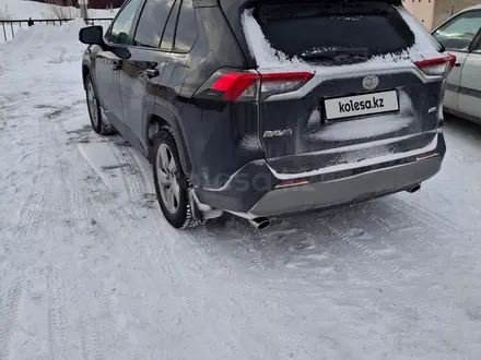 Toyota RAV4 2019 года за 12 000 000 тг. в Караганда – фото 2