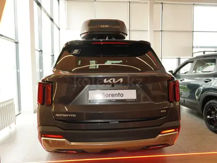 Kia Sorento Comfort 2026 года за 16 990 000 тг. в Петропавловск – фото 3