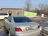 Toyota Camry 2004 годаfor5 500 000 тг. в Алматы – фото 2