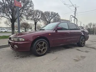 Mitsubishi Galant
