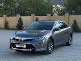 Toyota Camry 2015 годаүшін10 000 000 тг. в Семей