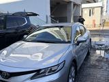 Toyota Camry 2023 годаfor20 000 000 тг. в Шымкент – фото 4