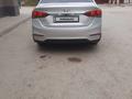 Hyundai Accent 2018 года за 6 200 000 тг. в Актобе – фото 2