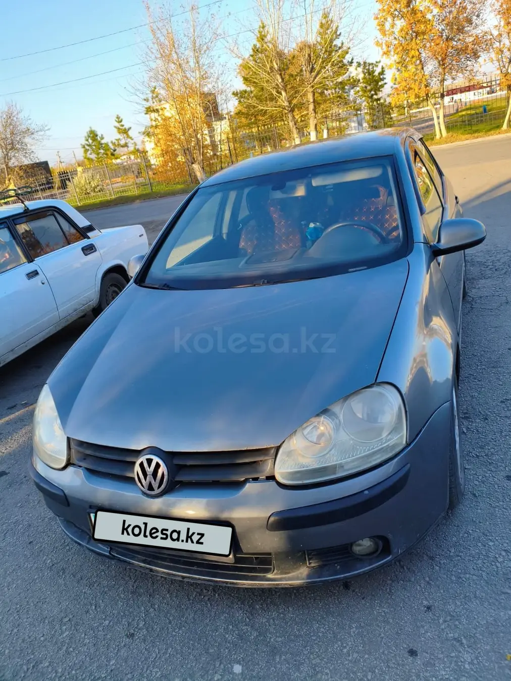 Volkswagen Golf, 2004