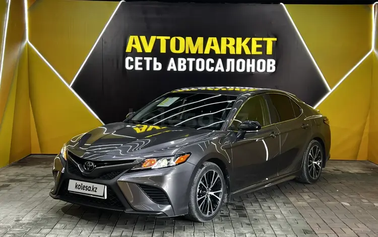 Toyota Camry 2018 года за 12 800 000 тг. в Актау