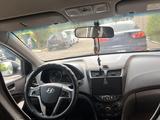 Hyundai Solaris 2015 года за 5 000 000 тг. в Петропавловск – фото 5