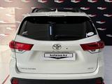 Toyota Highlander 2018 годаүшін11 000 000 тг. в Актау – фото 2