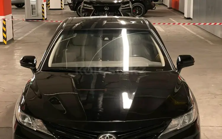 Toyota Camry 2020 годаүшін13 500 000 тг. в Семей