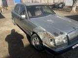 Mercedes-Benz E 220 1989 годаүшін750 000 тг. в Жетысай – фото 3