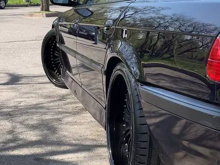 BMW 750 1998 года за 12 750 000 тг. в Алматы – фото 13