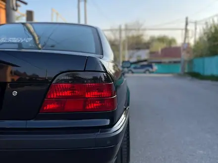 BMW 750 1998 года за 12 750 000 тг. в Алматы – фото 25