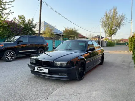 BMW 750 1998 года за 12 750 000 тг. в Алматы – фото 28