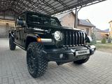 Jeep Gladiator 2022 года за 39 500 000 тг. в Алматы – фото 2