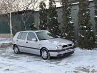 Volkswagen Golf 1994 годаүшін2 400 000 тг. в Тараз