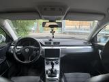 Volkswagen Passat 2006 годаүшін4 500 000 тг. в Экибастуз – фото 5