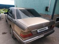 Mercedes-Benz E 230 1991 года за 1 350 000 тг. в Алматы