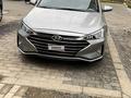 Hyundai Elantra 2020 годаfor5 900 000 тг. в Шымкент