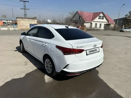 Hyundai Accent 2021 года за 7 450 000 тг. в Алматы – фото 3