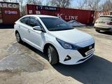 Hyundai Accent 2021 года за 7 450 000 тг. в Алматы