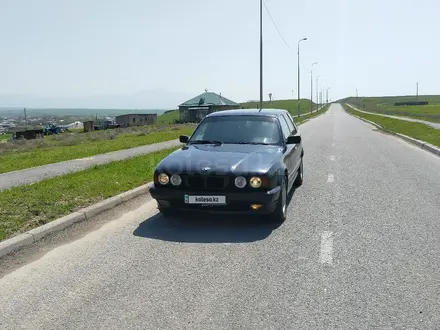 BMW 525 1995 года за 1 700 000 тг. в Шымкент