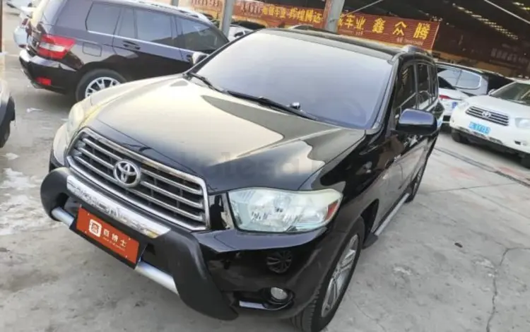Toyota Highlander 2011 года за 3 000 000 тг. в Алматы