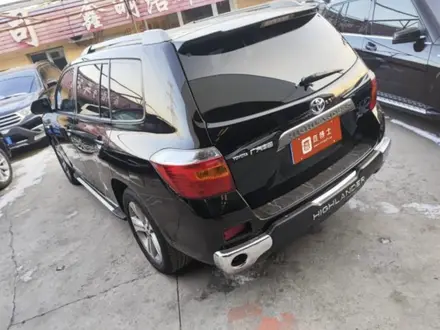 Toyota Highlander 2011 года за 3 000 000 тг. в Алматы – фото 3