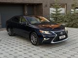Lexus ES 300h 2016 года за 9 100 000 тг. в Атырау