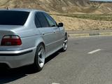 BMW 525 2001 годаүшін4 800 000 тг. в Актау