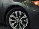 Lexus ES 300h 2013 года за 7 000 000 тг. в Мангистау – фото 4