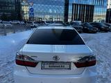 Toyota Camry 2015 годаүшін10 500 000 тг. в Астана – фото 2