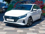 Hyundai i20 2023 года за 6 690 000 тг. в Алматы