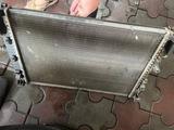 РАДИАТОР ОХЛАЖДЕНИЯ МЕРСЕДЕС W166 GL450 за 10 000 тг. в Алматы