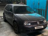 Volkswagen Golf 2000 года за 2 000 000 тг. в Алматы