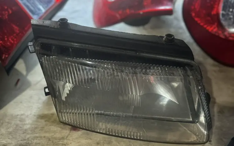 Фары пассат б5 за 25 000 тг. в Астана