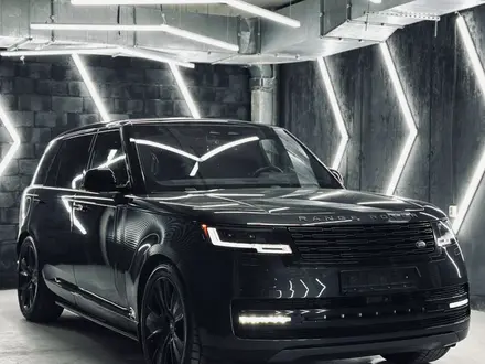 Land Rover Range Rover 2023 года за 67 900 000 тг. в Алматы
