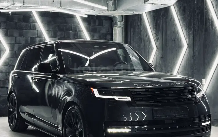 Land Rover Range Rover 2023 года за 67 900 000 тг. в Алматы