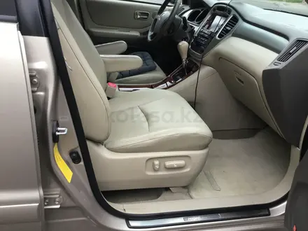 Toyota Highlander 2007 года за 6 600 000 тг. в Алматы – фото 15